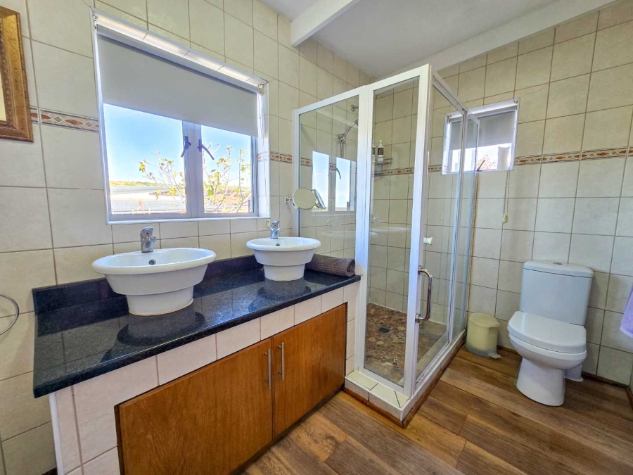 3 Bedroom Property for Sale in Stilbaai Wes Western Cape